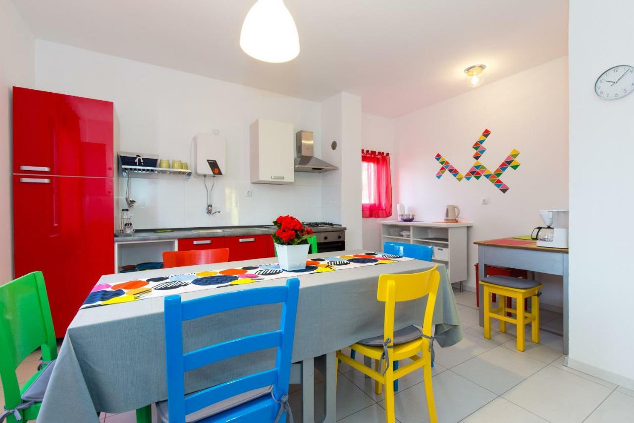 Home Away From Home With A Heated Pool Punat Exterior foto