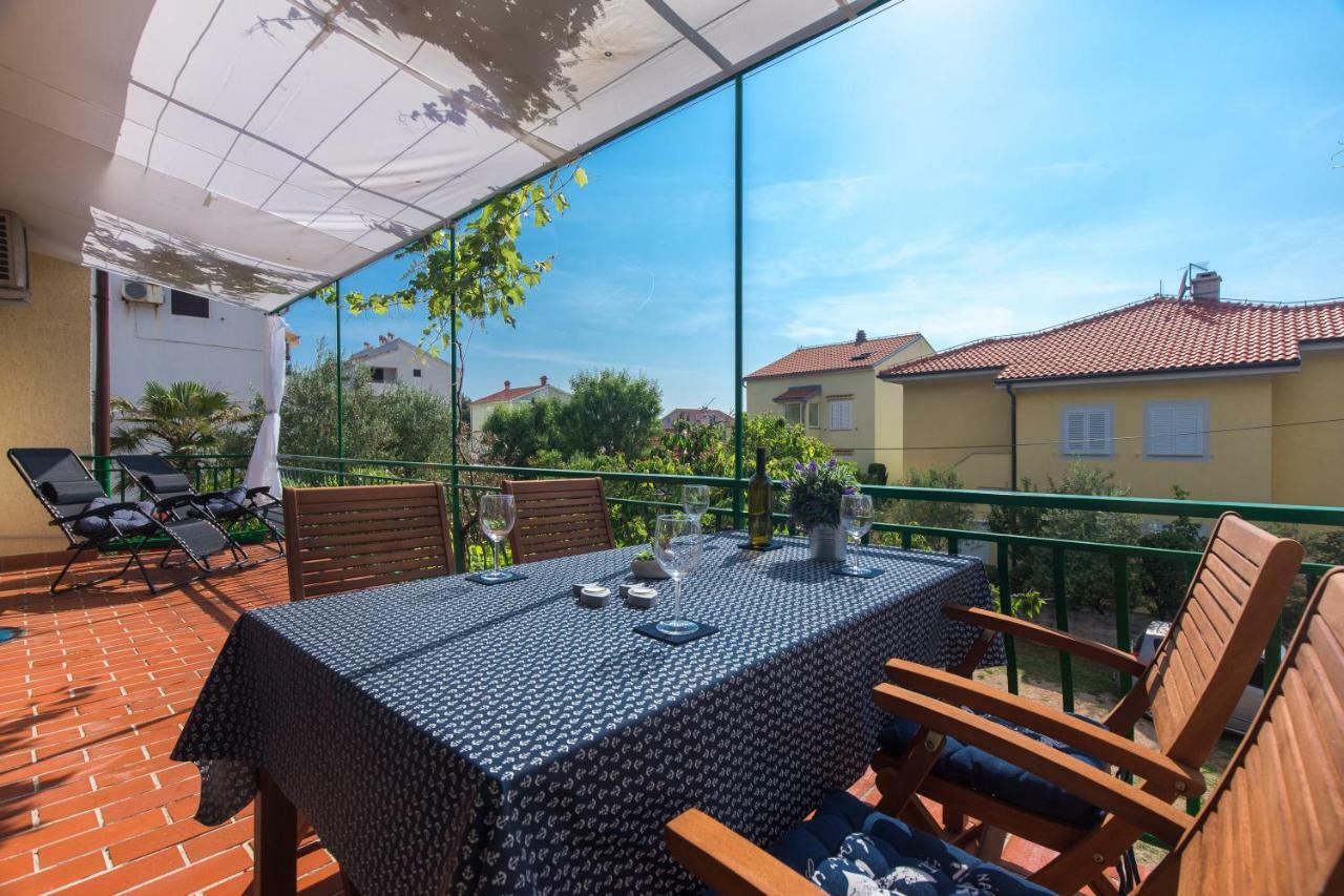 Home Away From Home With A Heated Pool Punat Exterior foto